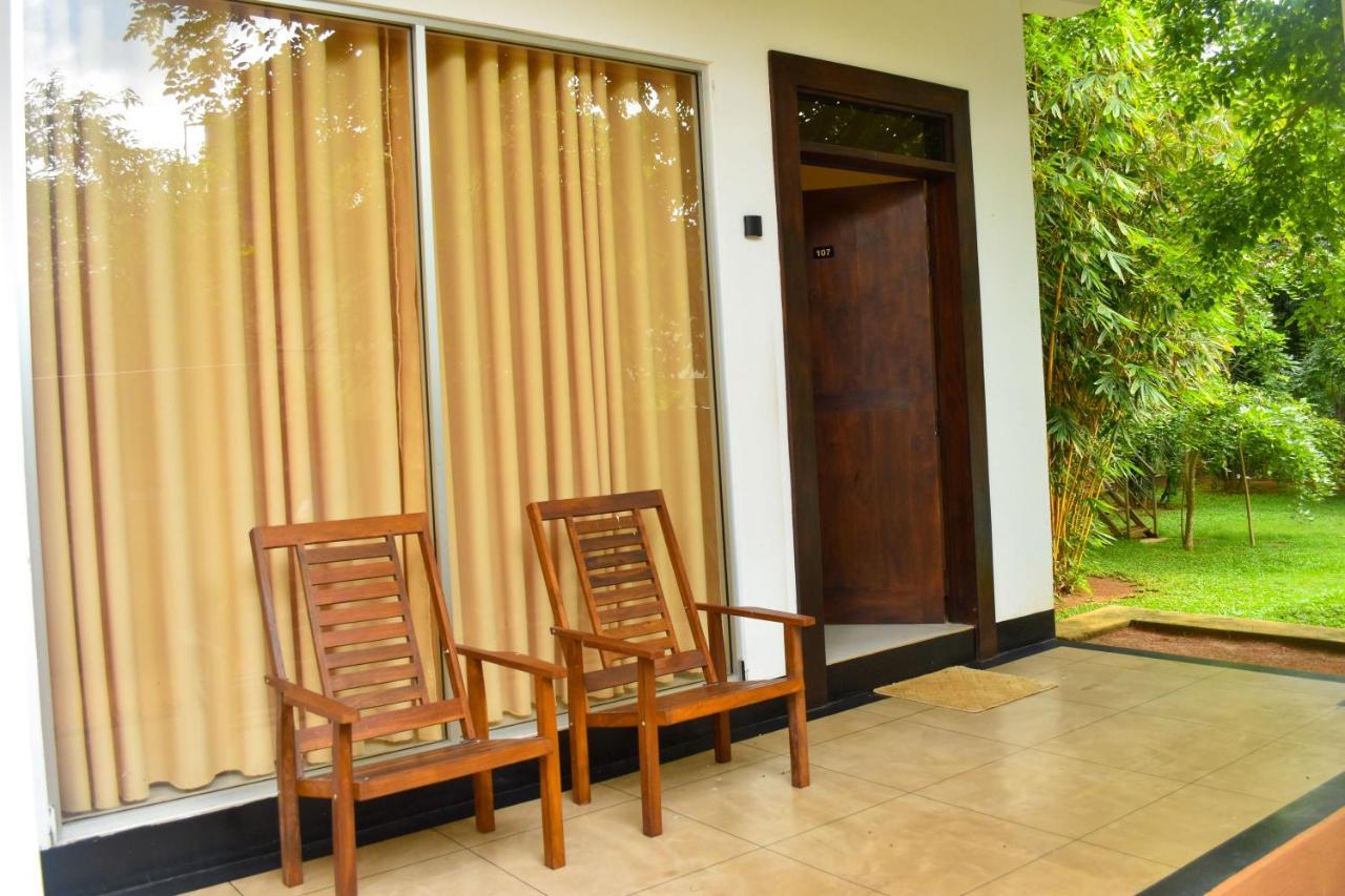 Pivisuma Lodge Dambulla Extérieur photo