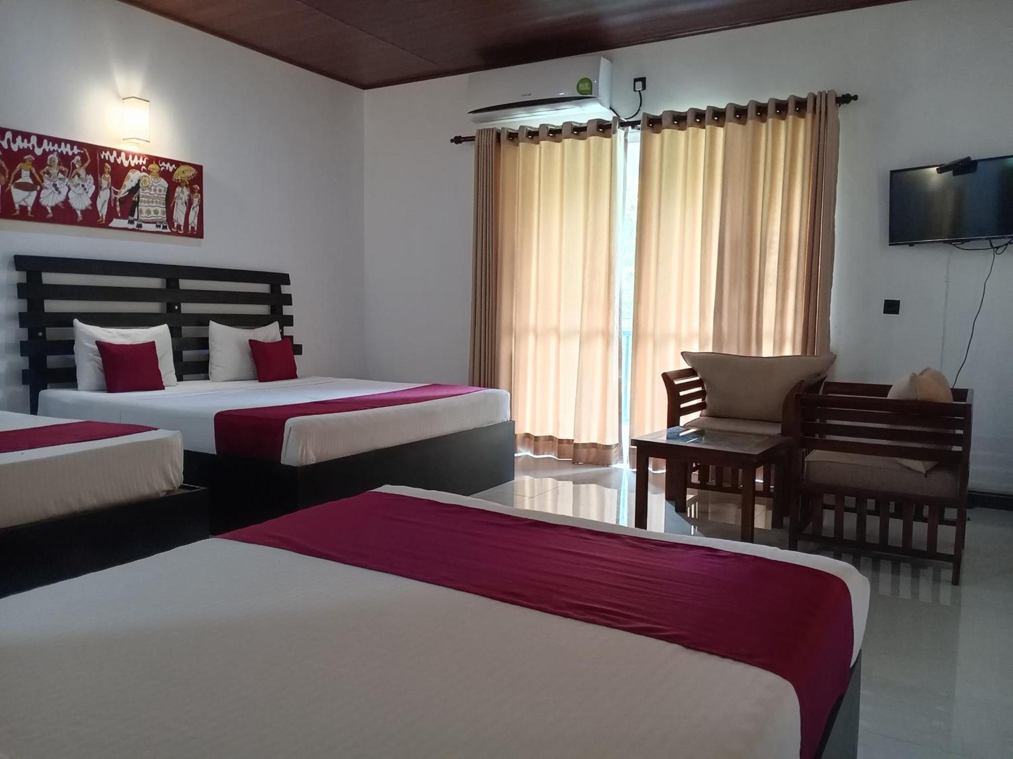 Pivisuma Lodge Dambulla Extérieur photo